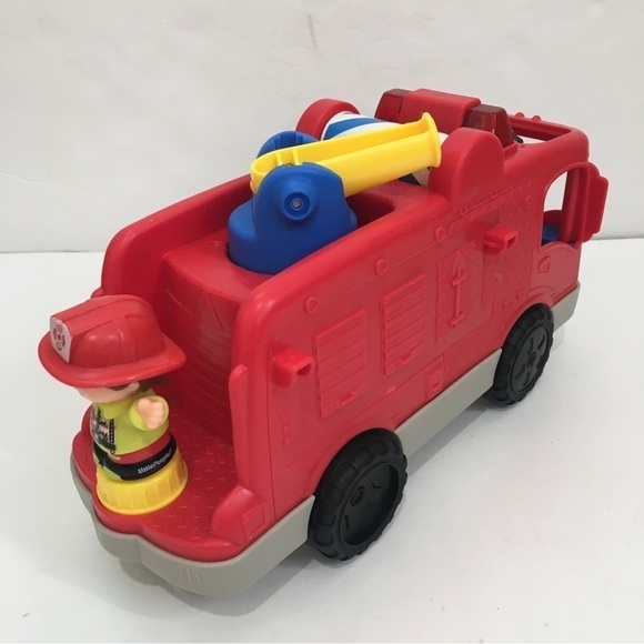 Little People Fisher Price Musical Fire Truck With Working Lights 2 Figures - Picture 6 of 15